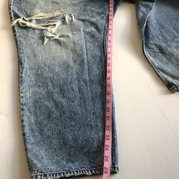 NWOT AMERICAN EAGLE OUTFITTER AE Curvy Mottled Mom Jeans Size 24 - Picture 11 of 15